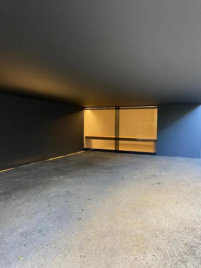 别墅 The Black Line House 奥洛特 西班牙